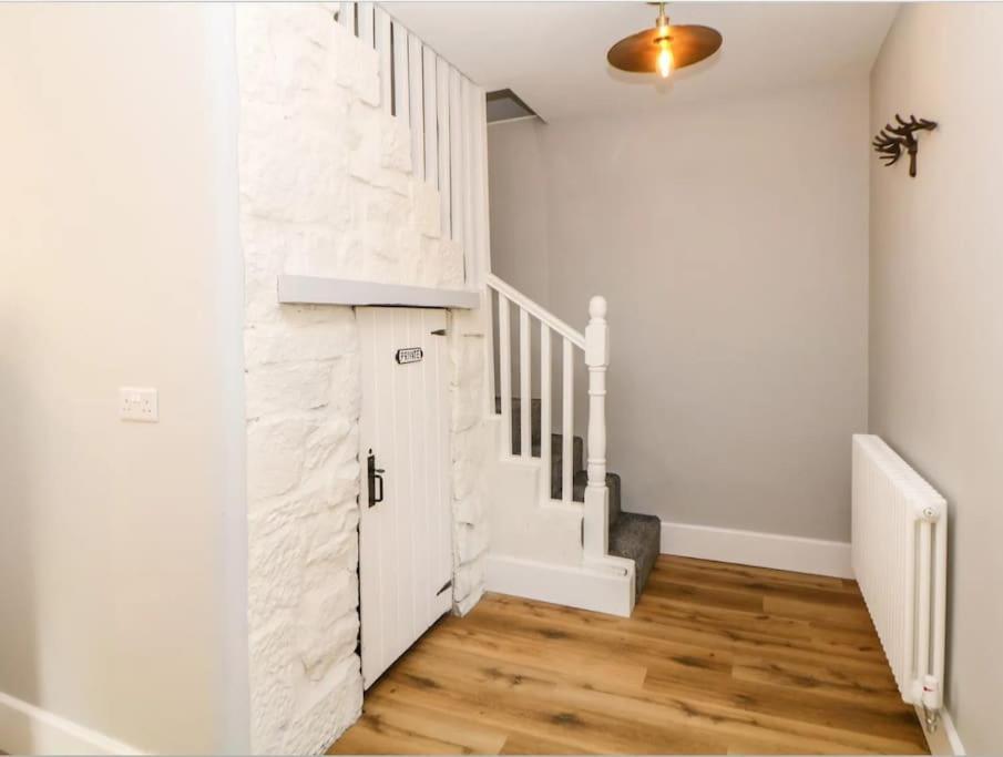Babbling Brook Cottage Stony Middleton 外观 照片
